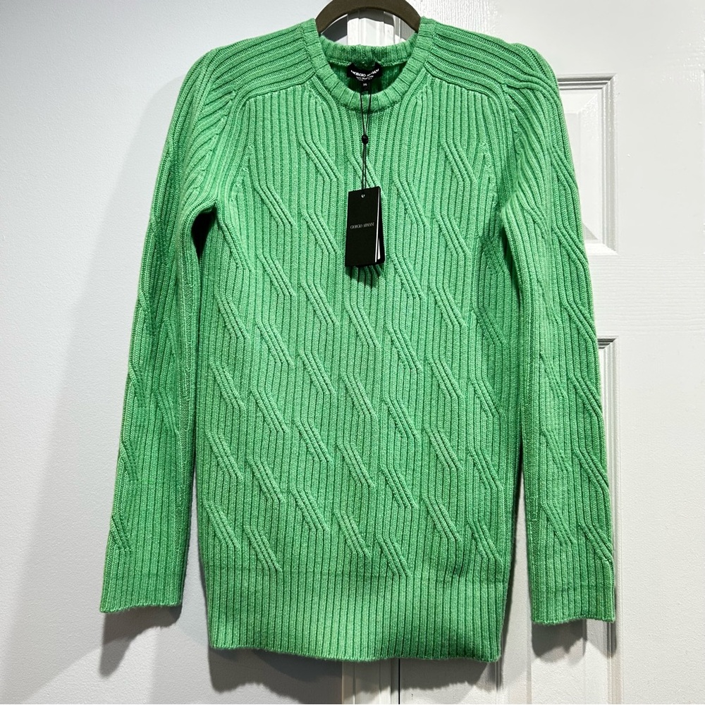 Giorgio Armani Women’s Cashmere Sweater Size 36